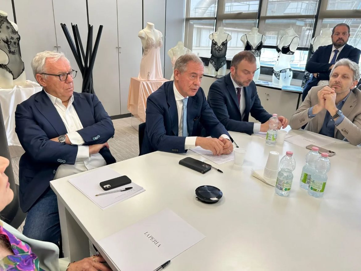 ministro delle imprese e del made in italy adolfo urso