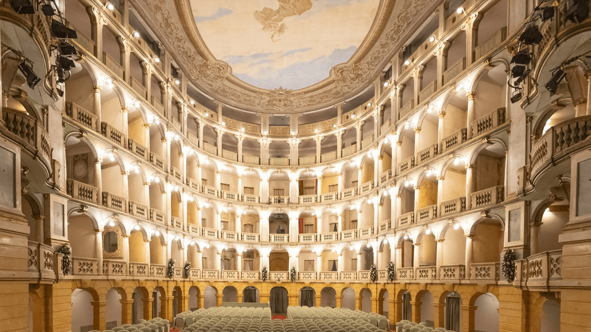 Teatro Fraschini ph website